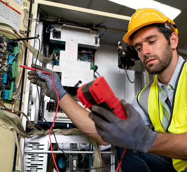 Professional Electrical Troubleshooting: Your Local Diagnostic Team in Des Moines, IA